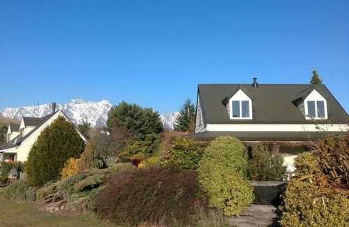 Kelvin Heights Casa | Relajante y práctico