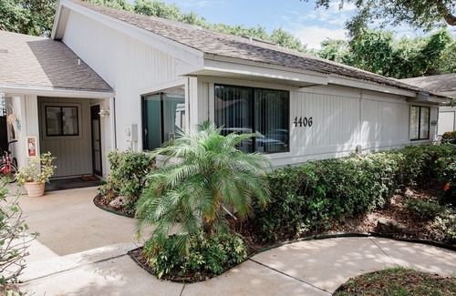 New Smyrna Beach Villa | Relaxing Beach Villa | Walk to Ocean + 3 Pools, Tennis & Trails