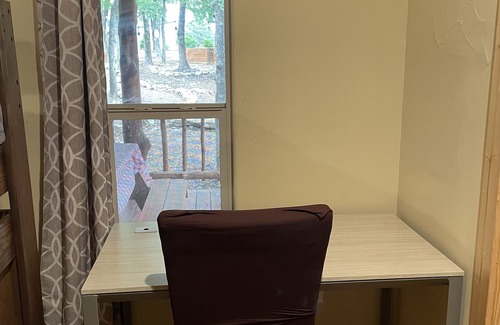 Denison Casa | Relaxing Cabin Getaway near Lake Texoma ~ your retreat awaits!