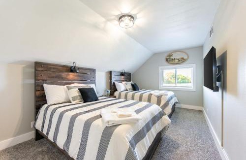 Rockford Casa | Relaxing Country-view Home Near Golf & Casino