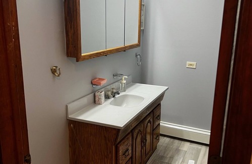 Egg Harbor City Casa | El Retiro Finca Agricola en el Jersey Shore, Bañera de hidromasaje, sauna, piscina y casa de la piscina.