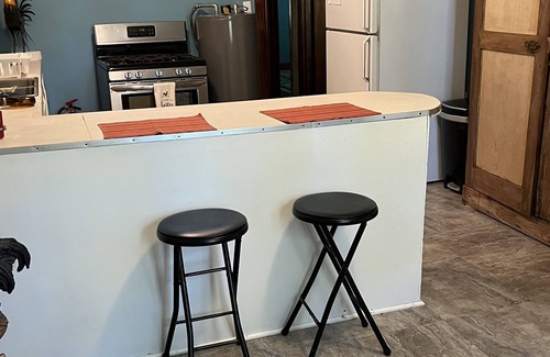 Scooba Otro | Relaxing Farm Retreat and Cattle Experience near colleges, golf, Casino dining..