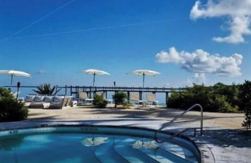 Upper Matecumbe Key Apartamento | Relaxing Garden Suite With Pool @Islamorada- Sea Turtle Suite
