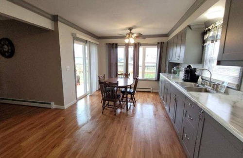 Hope Casa | Relaxing getaway - centrally located between Midland and Gladwin.
