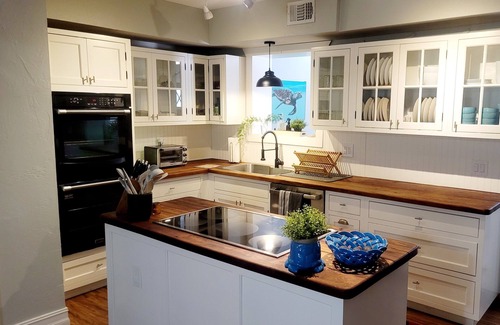 Plantation Key Casa | Relaxing home with pool - 3/3, 6 miles to Islamorada and 3 miles to Key Largo