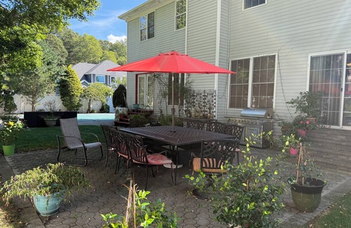 Old Bethpage Casa | Relaxing Perfect Weekend Getaway or Stay Longer, Feel at Home very Spacious