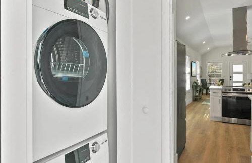 Lincolnville Casa | Relaxing Retreat and Modern Charm in Historic Saint Augustine