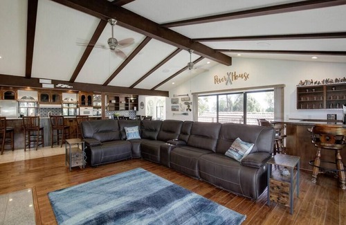 Nicolaus Villa | Relaxing River-View Retreat Near Sacramento!