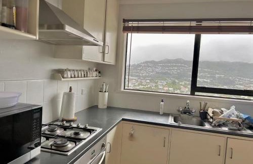 Johnsonville Cama Y Desayuno | Relaxing rooms with mountain views, close to ferry