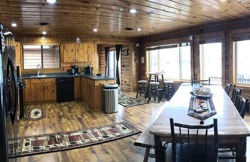 Big Bay Casa | Relaxing Sandy Beach Retreat on Lake Superior