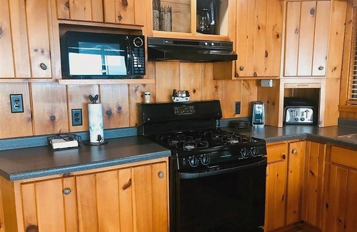 Big Bay Casa | Relaxing Sandy Beach Retreat on Lake Superior