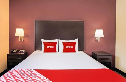 McAllen Hotel | Relaxing Unit Near Quinta Mazatlan - Pets Welcome, Parking & Pool Include