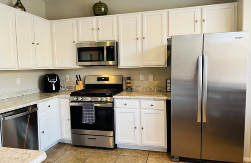 Whitney Casa | Relaxing Vegas Home Away From Strip