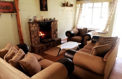 Juliasdale Cabaña | Remarkable 3-bed Cottage in Nyanga