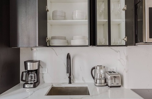 Williamsburg Apartamento | Remarkable Williamsburg 2BR w/ W/D & Virtual Doorman, by Blueground