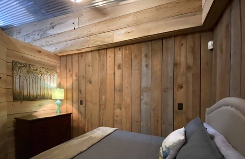 Norfork Casa | ❤️ "Remington Ranch" Walk to the local Micro-Brewery, Adventure Store, & Bakery!