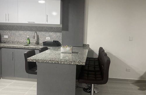Guadalajara de Buga Apartamento | Remodelado Apartamento Grande en Centro de Buga