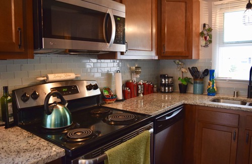 Milwaukee Casa | Remodelado 3 dormitorios y 1. 5 baños Tranquil Home