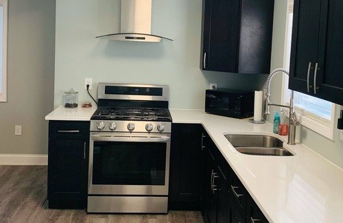 Minneapolis Casa | Remodeled 3BR Modern Family home- Just Minutes From Downtown!