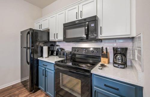 Bellavida Casa | Remodeled Gem - Comfort & Location