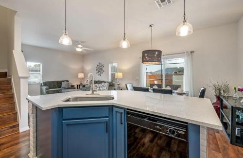 Bellavida Casa | Remodeled Gem - Comfort & Location