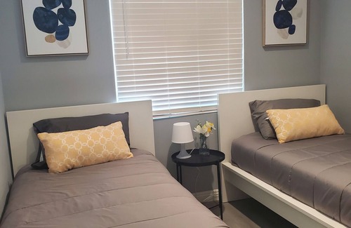 Moreno Valley Casa | *Remodeled Home* Field Air Museum-7 minutes away