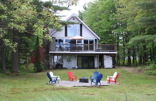 Standish Chalet De Esquí | Remodeled Maine Home with Watchic Lake Access