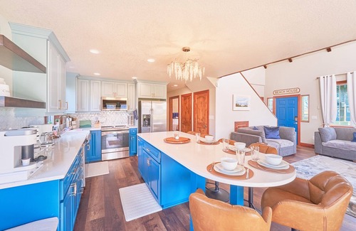 Long Beach Casa | Remodeled, Quiet Neighborhood, Hot Tub, Dogs Ok, (KCottage)