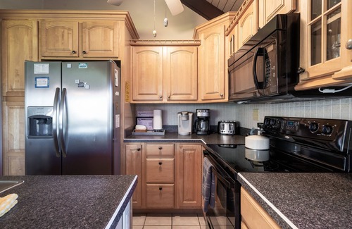 Sealoft Villas Casa | Sealoft Remodelado! 3 cubiertas w / vistas increíbles! Barrio Pool! Paseo a la playa!