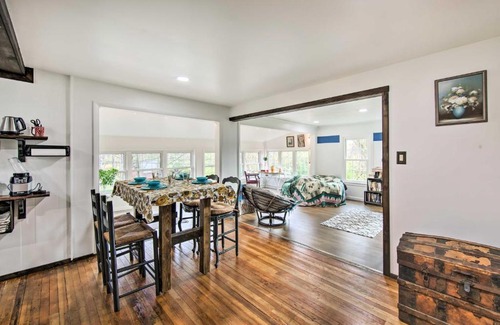 Dauberville Casa | Remote Pennsylvania Cabin with Private Hot Tub