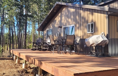 Deadwood Casa | Remote Retreat for 2 near Deadwood w/ beautiful views & near activities!
