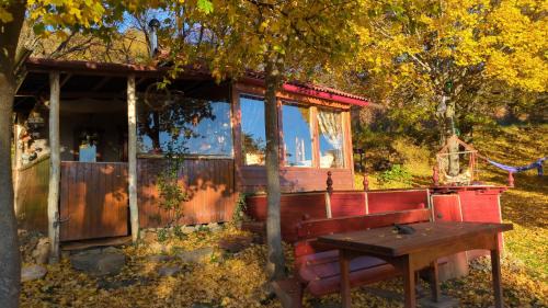 Rimetea Otro | Remote Tiny House Retreat