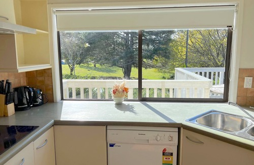 Remuera Casa | Remuera 5 bedroom Holiday House