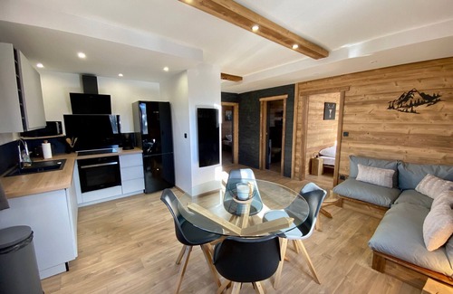 Formigueres Apartamento | Apartamento T3 renovado con 2 dormitorios, cerca del centro, parking, Formiguères
