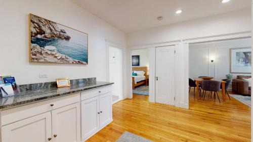 Griggs Park Apartamento | Renovated 2b, In-unit Laundry, Longwood, 1st Flr