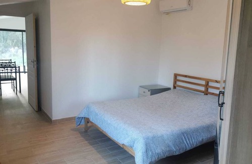 Pujaut Casa | Renovated 50m2 house in 2021, swimming pool, 10min Avignon