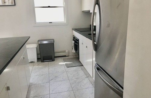 Hay Beach Casa | Frente a la playa, casa de verano renovada en la pintoresca isla