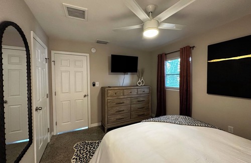 Historic District Apartamento | Renovated apt walking distance to downtown