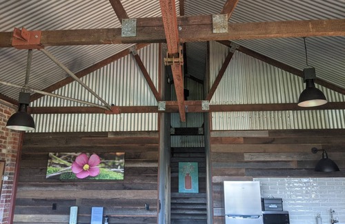 Kangaroo Gully Casa | Renovated Barn - Idlewild Bridgetown