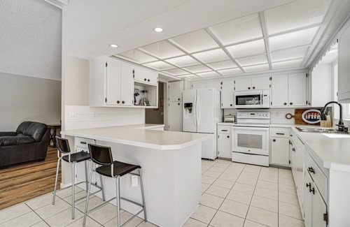 Blaine Casa | Renovated Blaine Farmhouse w/ Heated Pole Barn!