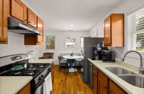 Montgomery Casa | Renovated Bungalow with Large Yard, Close to Everything by Lucky Savannah