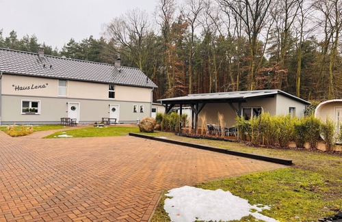 Leopoldshagen Casa | Renovated, fully equipped bungalow right next to the nature park