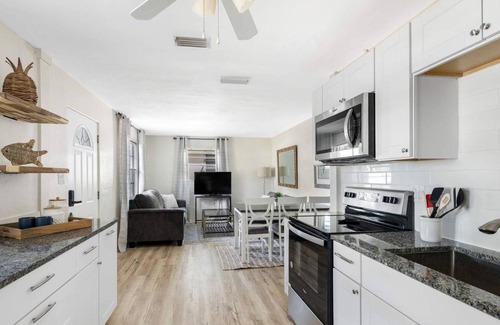 South Daytona Casa | Renovated Home by Beach & Daytona Intl. Speedway