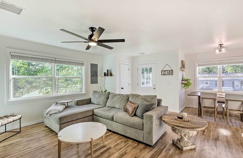 Jay Casa | Renovated Jay Retreat < 7 Mi to Lake Eucha!