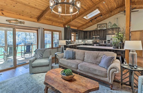 Boswell Casa | Renovated Riverfront Retreat w/ Deck & Grill!