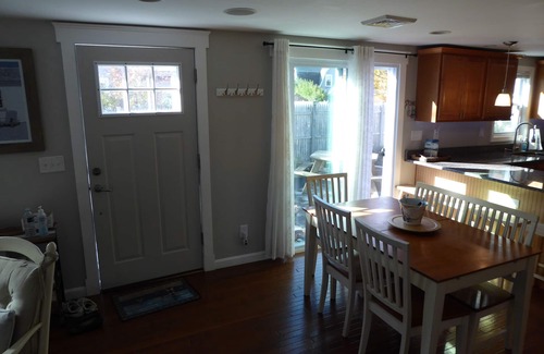 West Yarmouth Casa | Renovated year round Cape house steps from a Private Beach