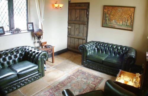 Trowbridge Otro | Rent an entire Castle & Grounds (sleeps 18)