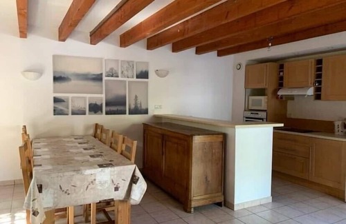 Tramezaigues Chalet De Esquí | Alquile granero restaurado en el corazón de un pueblo cerca de St Lary