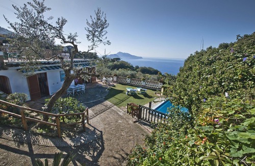 Termini Apartamento | Rentals in Italy - Casa 2 Ulivi with sea view, private pool and rooftop solarium