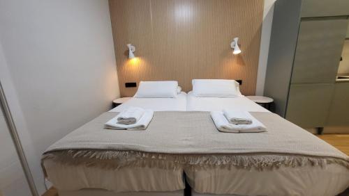 Los Remedios Apartamento | RentalSevilla Robledo